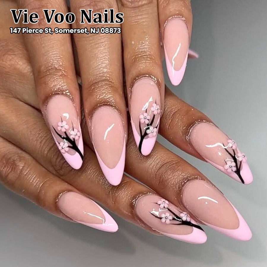 Vie Voo Nails